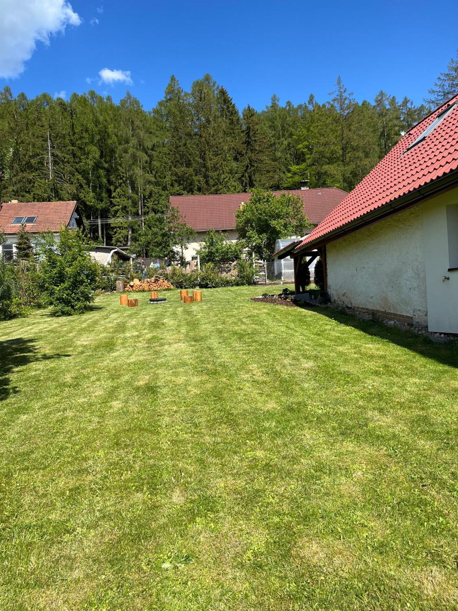 Chalupa Pod Zubstejnem Appartement Bystrice nad Pernstejnem Buitenkant foto